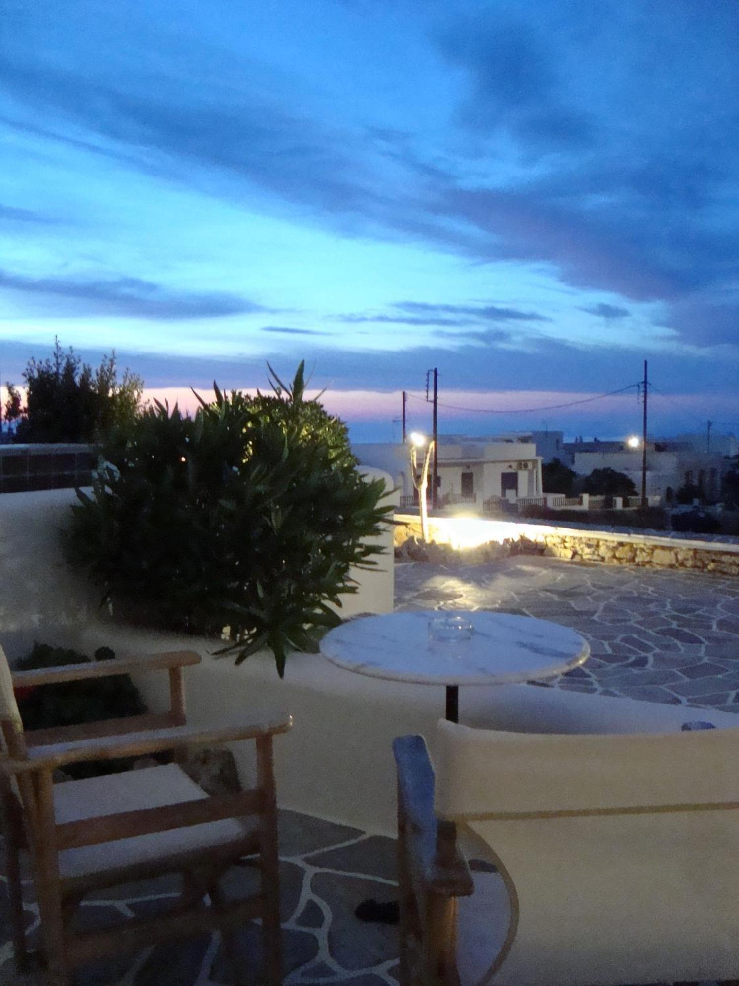Aegeo Hotel Folegandros Town Bagian luar foto